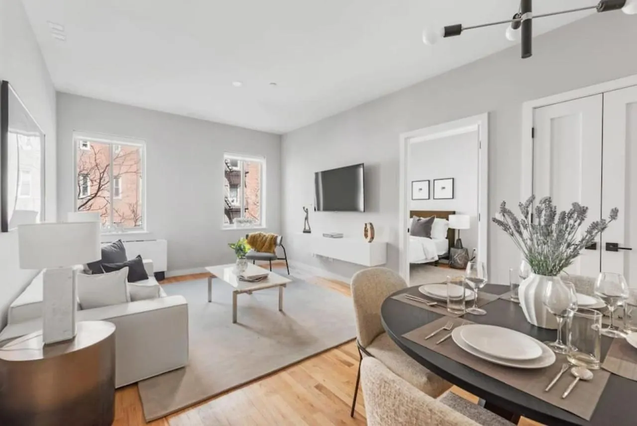 Top Notch 2 Bedroom Minutes From Central Park ニューヨーク ホテル