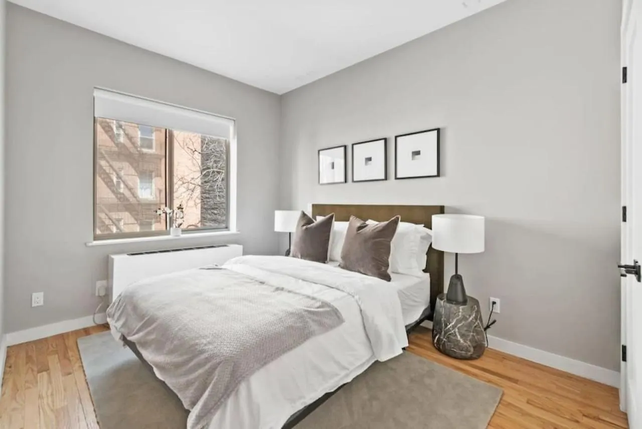 Top Notch 2 Bedroom Minutes From Central Park ニューヨーク
